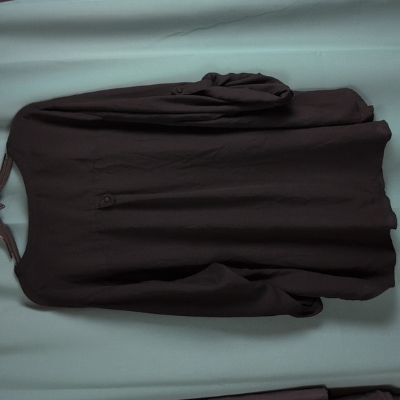 Torrid Blouse. Size 4. EUC - Picture 6 of 7